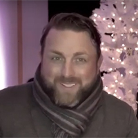 Celebrate the holidays with Johnny Reid